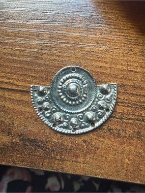 Antique-Style Silver-Tone Decorative Pendant Charm